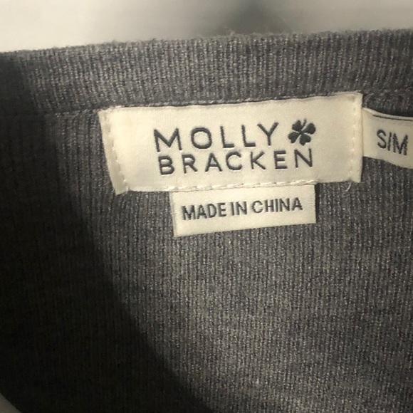 Molly Bracken Gray sweater with Lips S/M - Picture 7 of 9